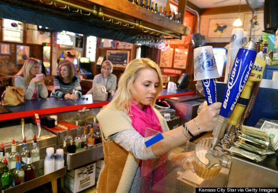 Why Dive Bars Are The Best Bars Huffpost