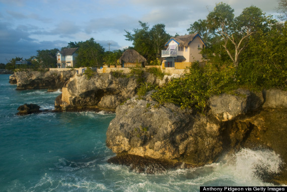 caves hotel negril