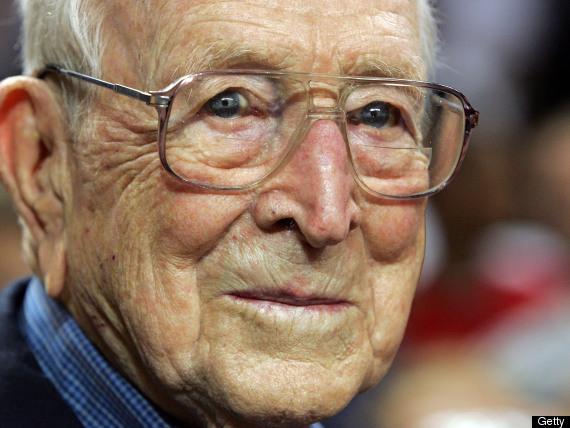John Wooden Dead Dies Death