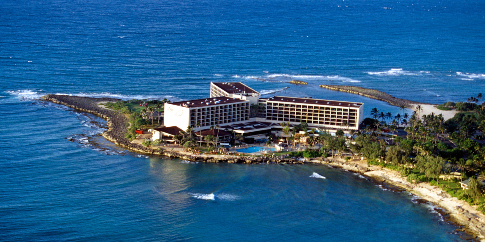 o TURTLE BAY RESORT facebook