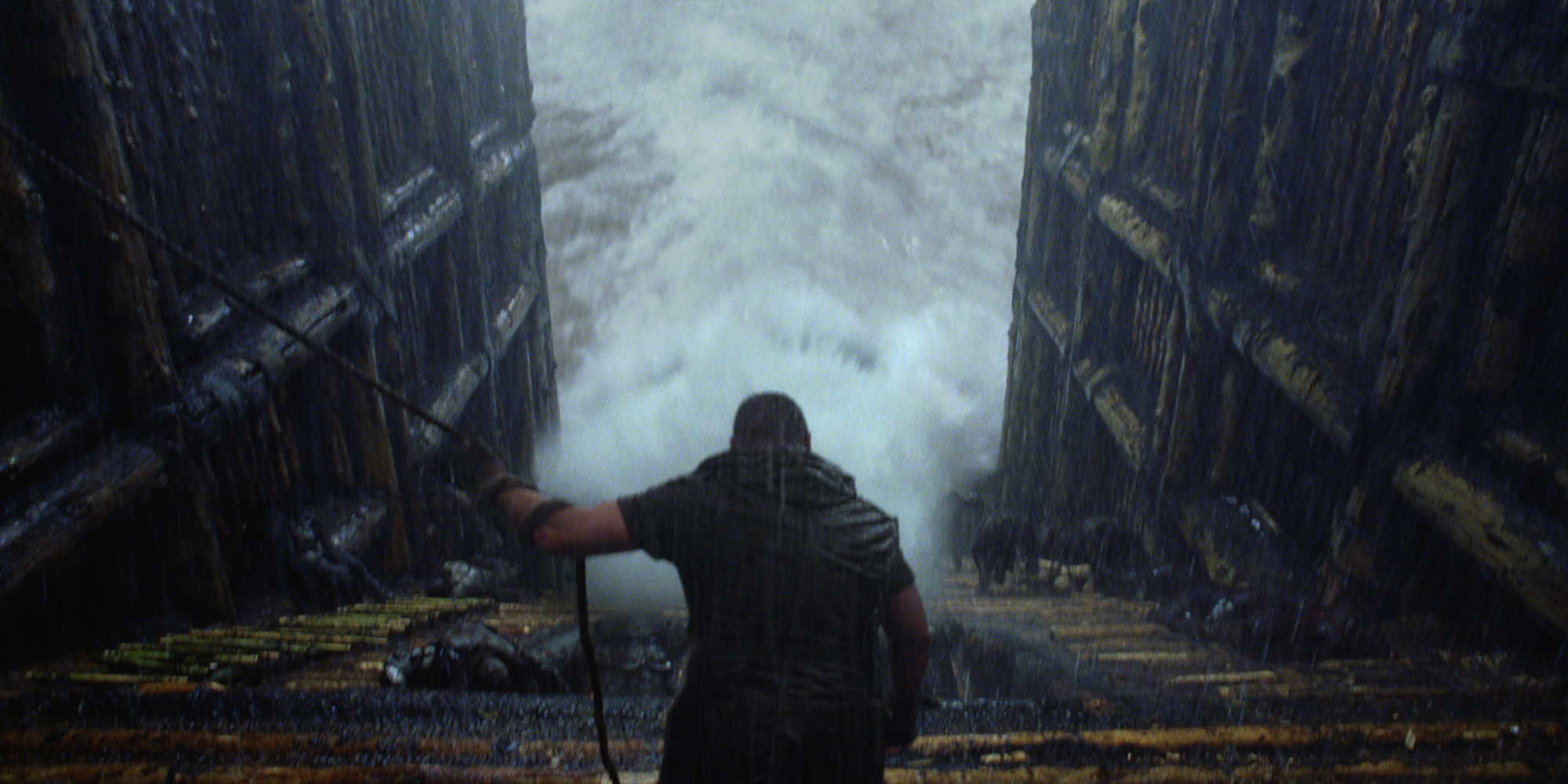 'Noah' Screening Canceled After Movie Theater Floods ...