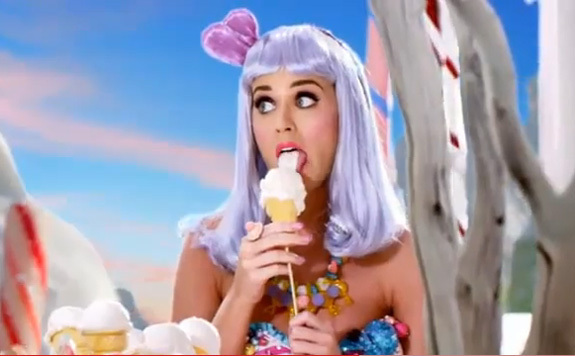 Katy Perry 39s Sexy 39California Gurls 39 Video 