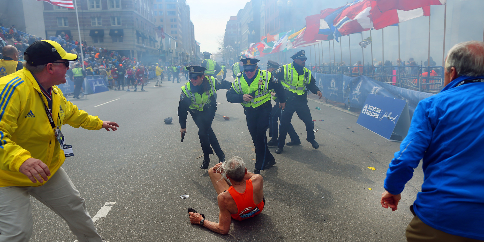 Photographer Relives Taking Iconic Boston Marathon Bombing Photo HuffPost