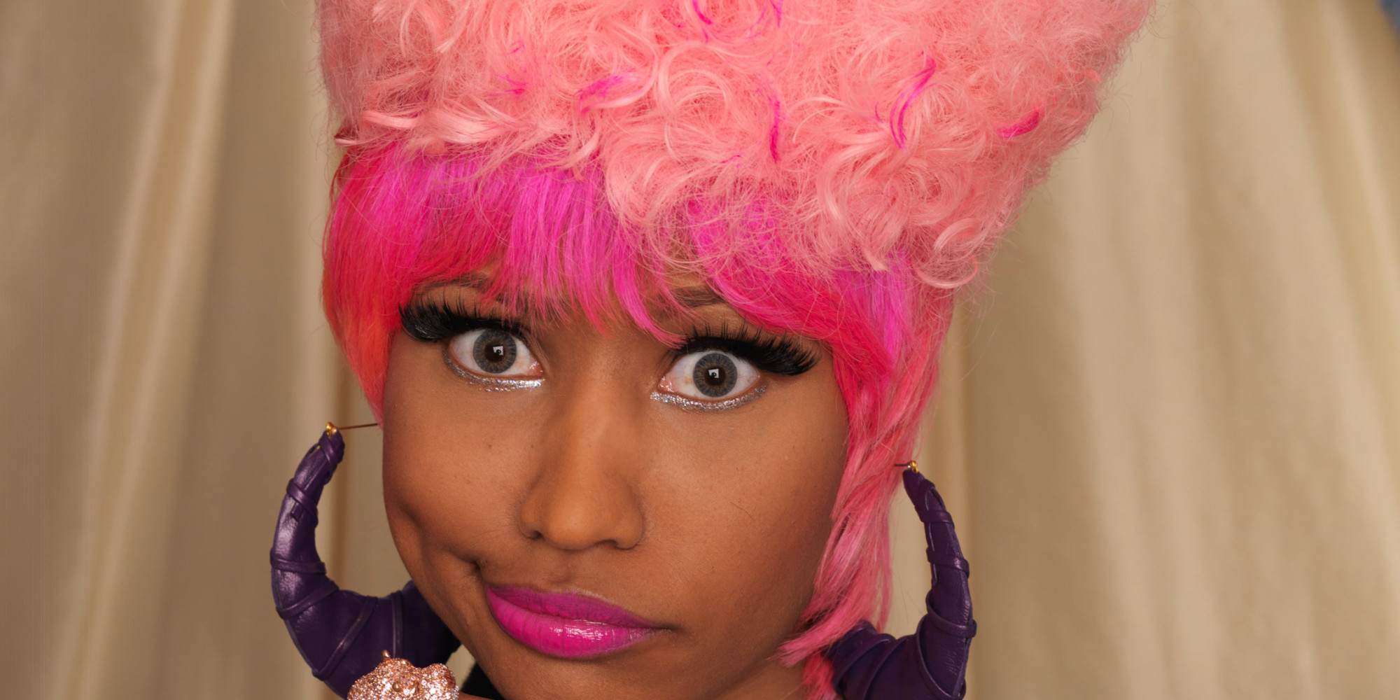 The Real Reason Nicki Minaj Has Gone For A More Natural Look Huffpost 