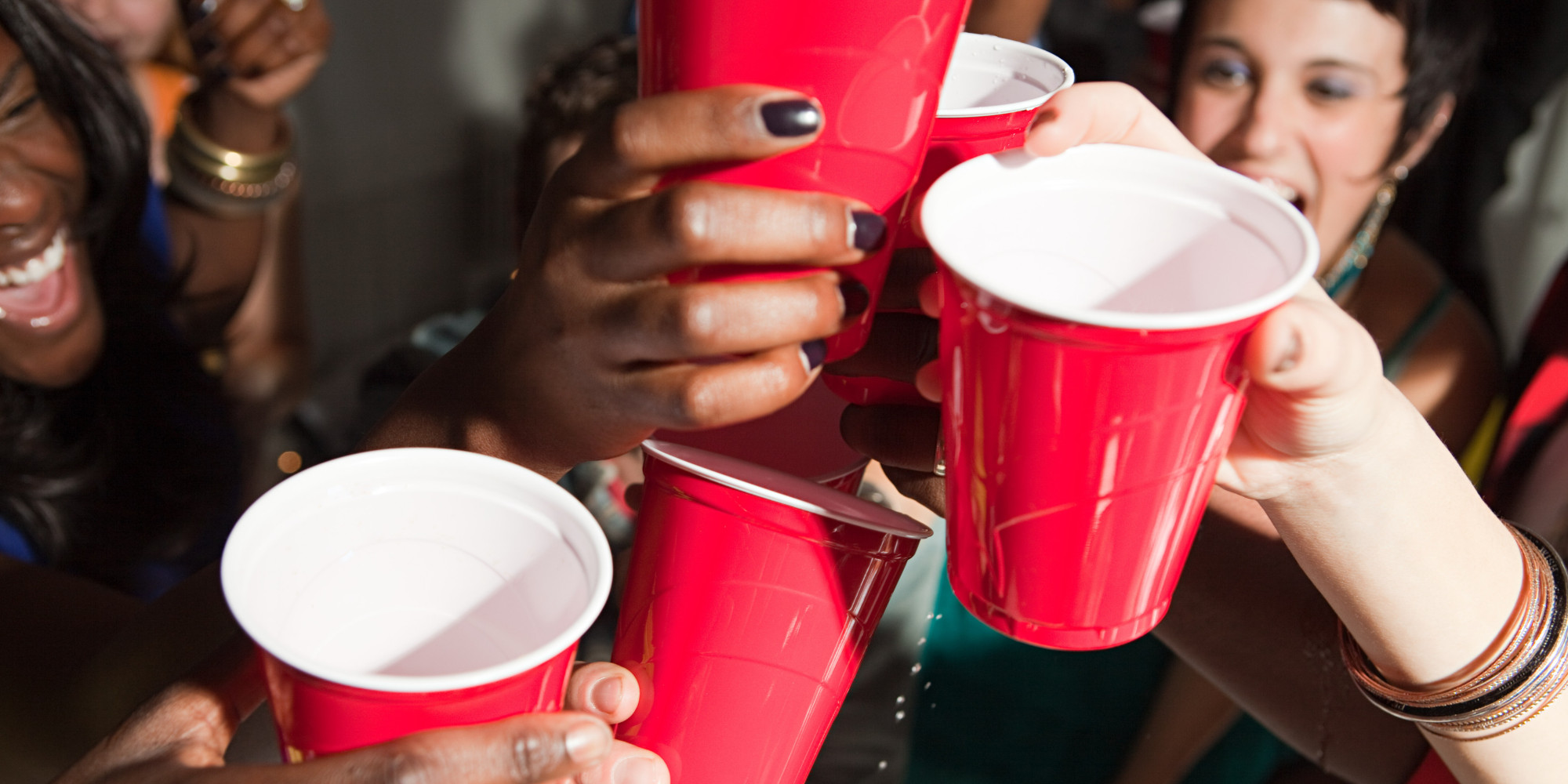 The Fine Line Between A Casual College Drinker And An Alcoholic Huffpost 