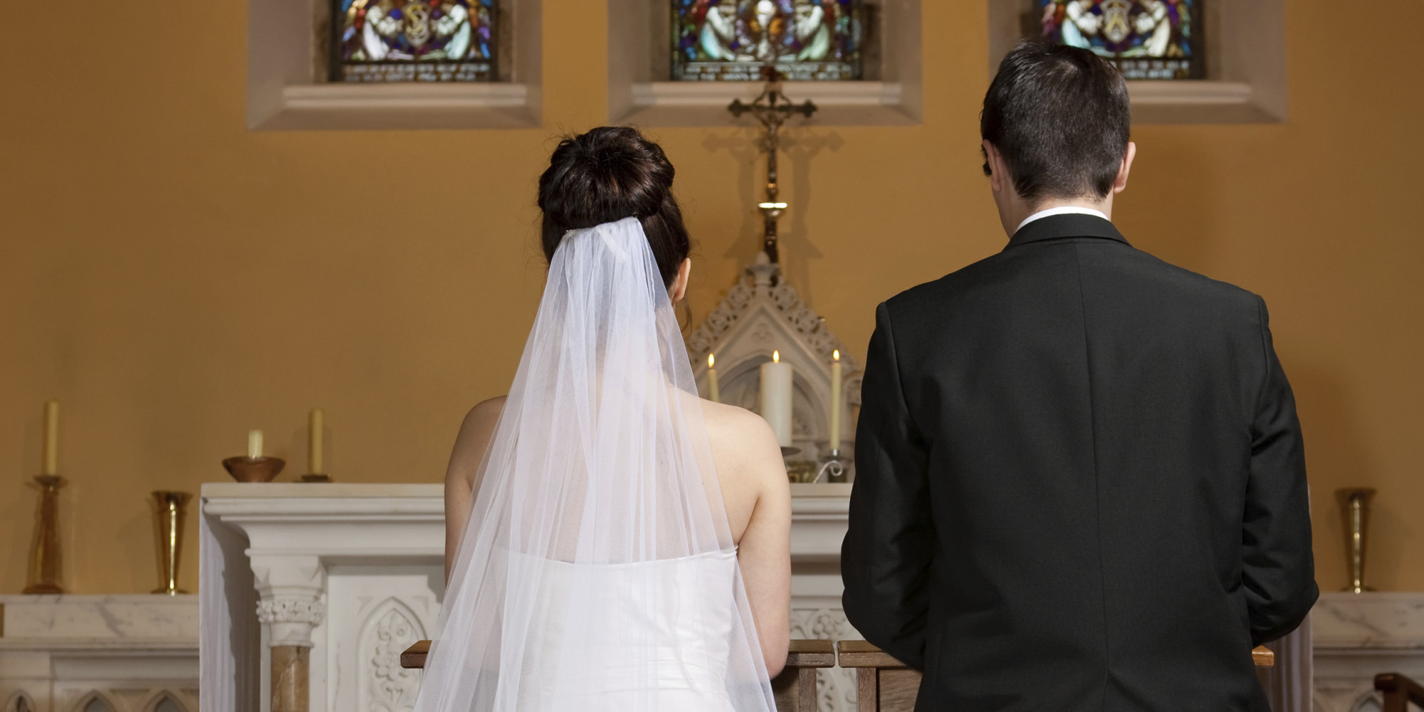 12-things-that-happen-at-catholic-weddings