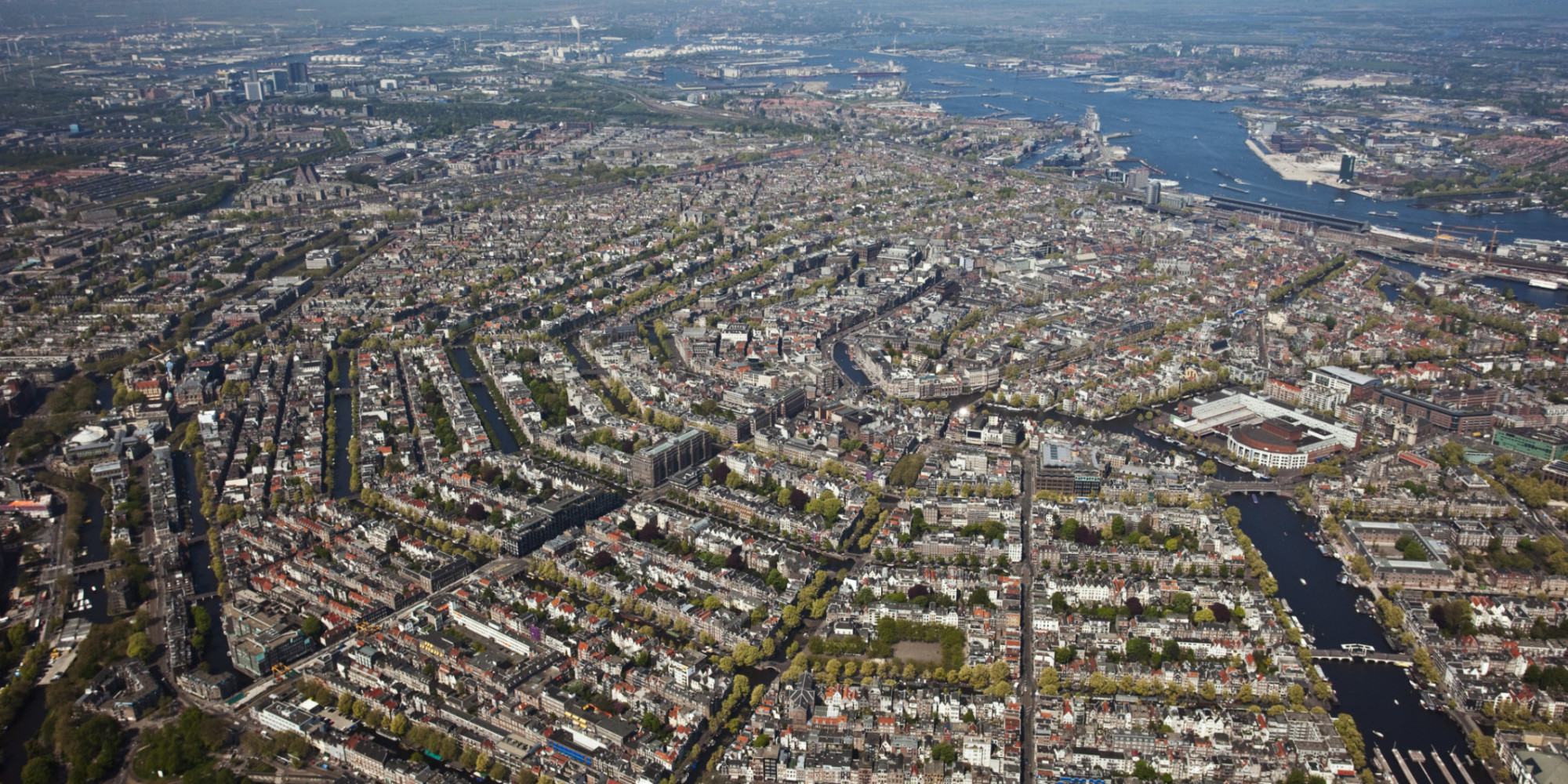 http://i.huffpost.com/gen/1791157/images/o-AMSTERDAM-AERIAL-facebook.jpg