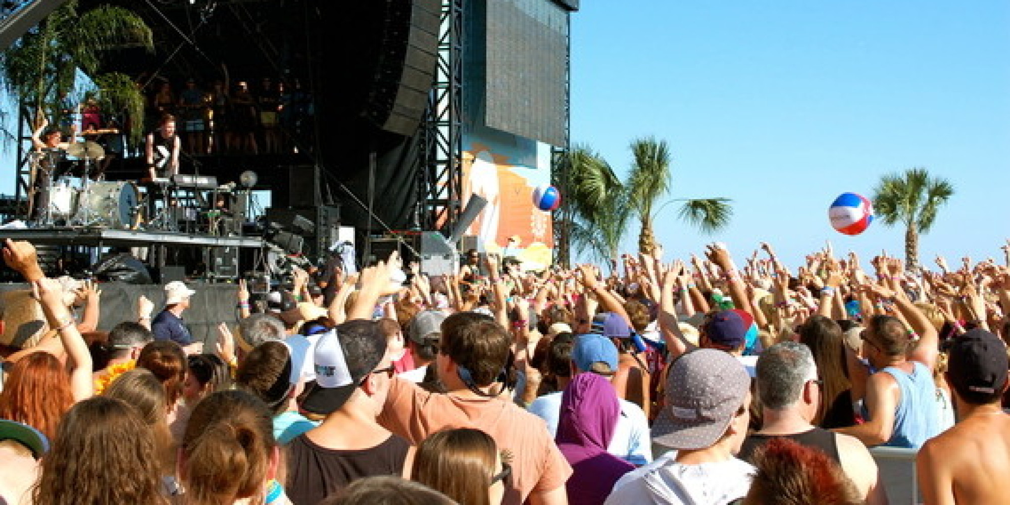 3-reasons-you-should-plan-to-hang-out-at-hangout-fest-in-2015-huffpost