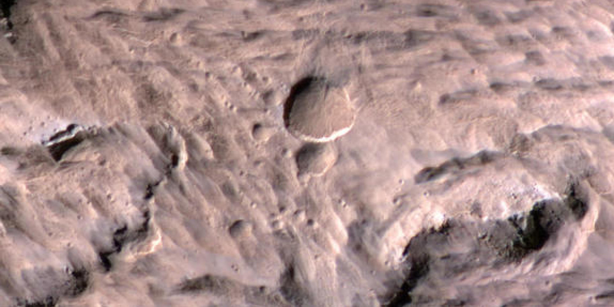 Huge New Crater On Mars Spotted By Nasa Spacecraft Photos Huffpost 