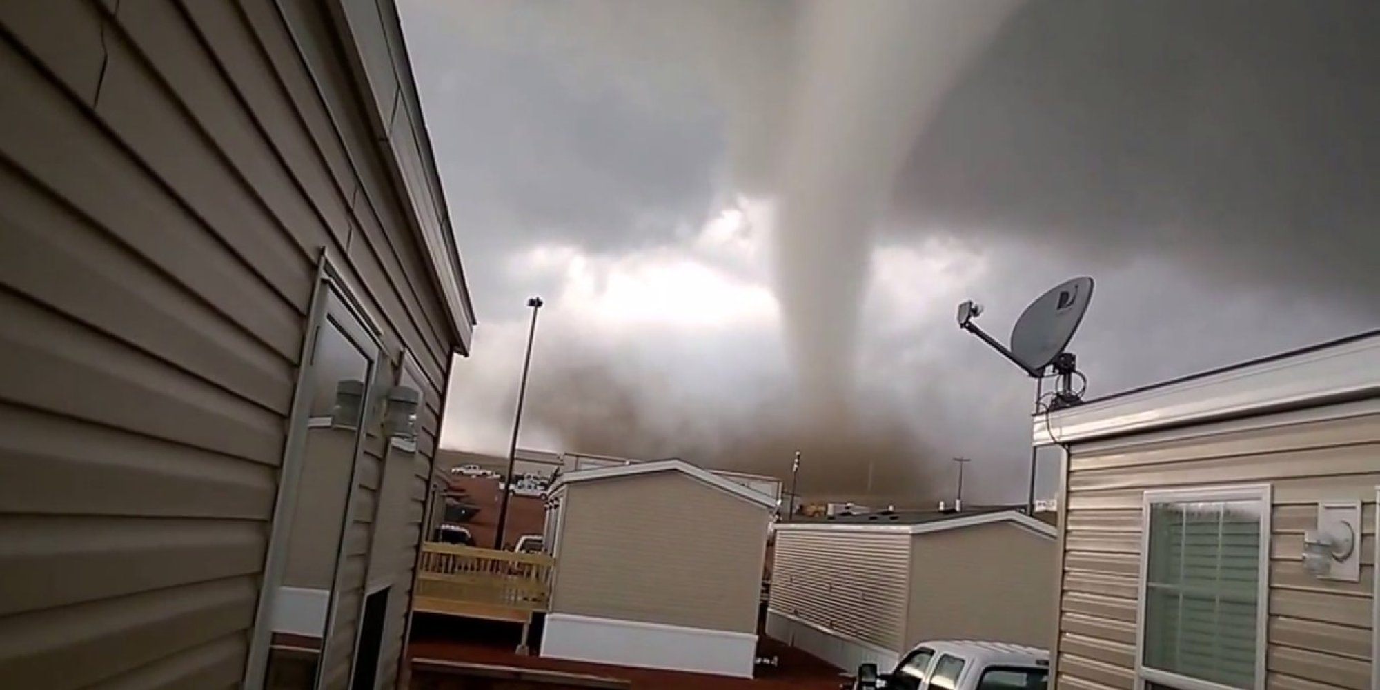 North Dakota Tornado Captured On Camera Getting Terrifyingly Close