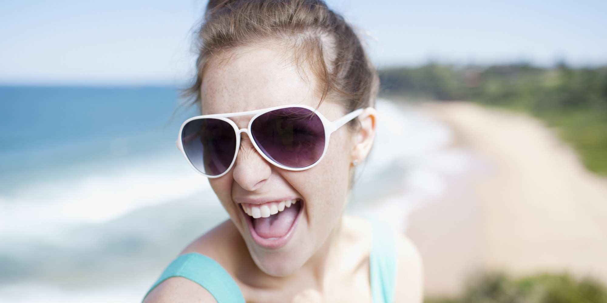 18 Worst Things About Wearing Sunglasses In The Summer