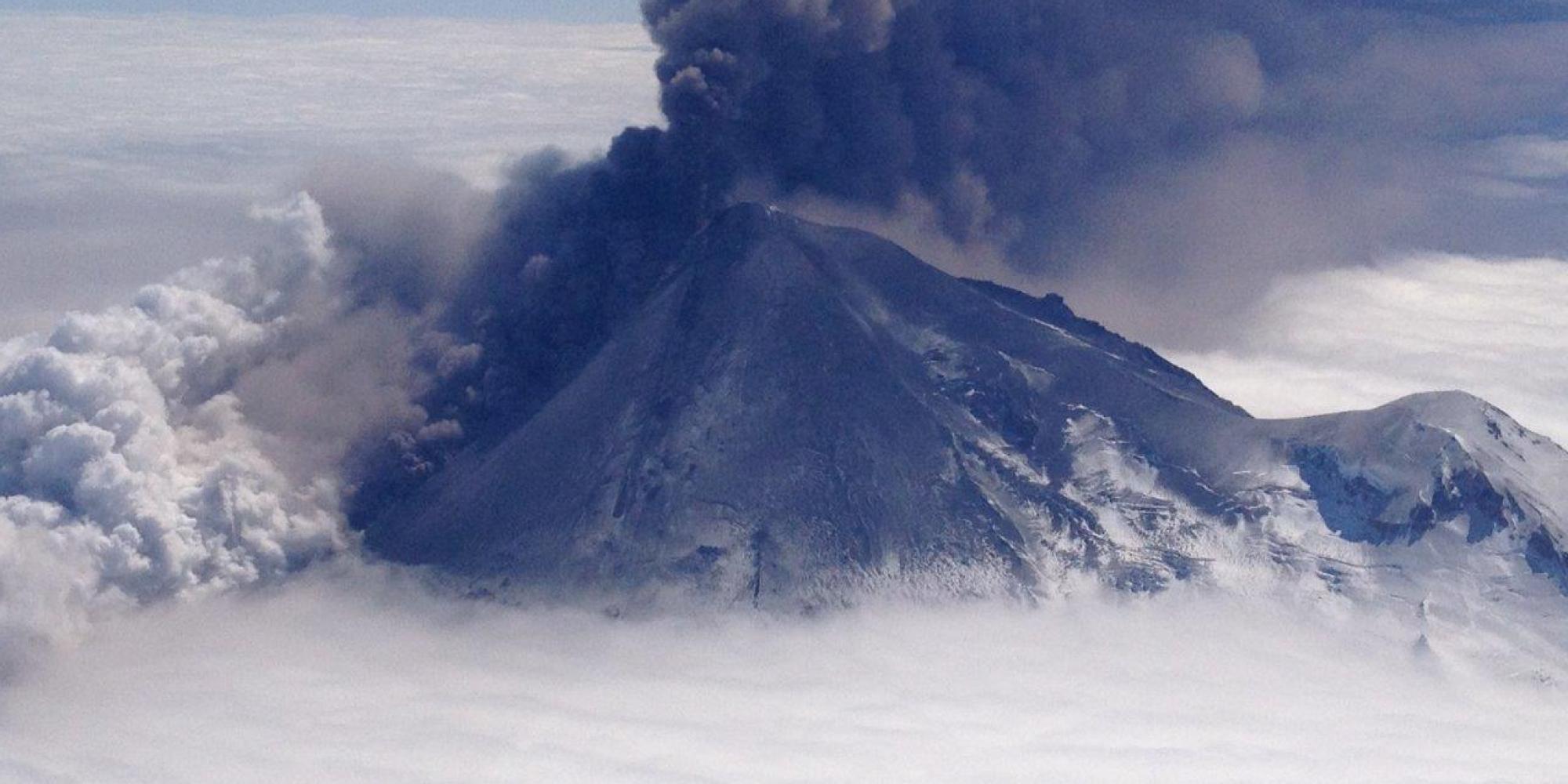 Alaska Volcano Erupts With New Intensity, Prompting