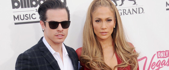 JENNIFER LOPEZ CASPER SMART