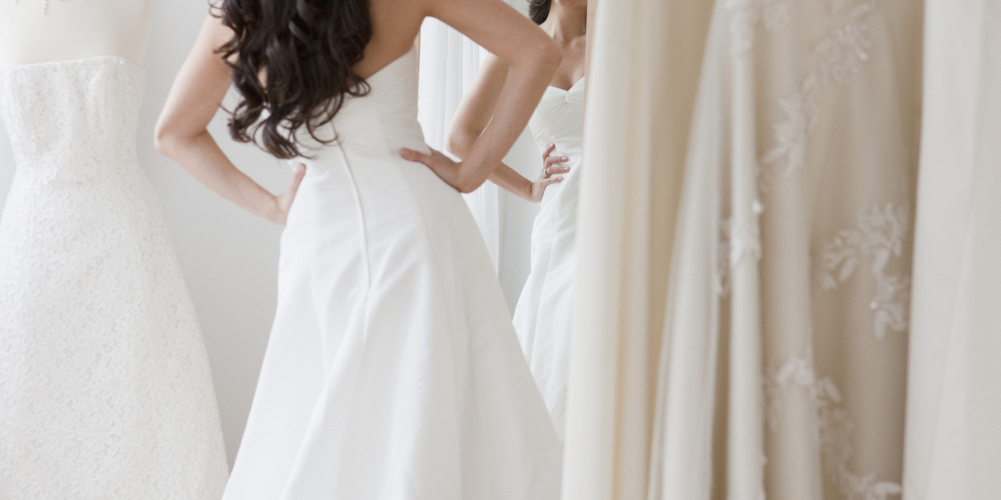 7 Things Savvy Brides Need to Know When Wedding Dress Shopping | HuffPost