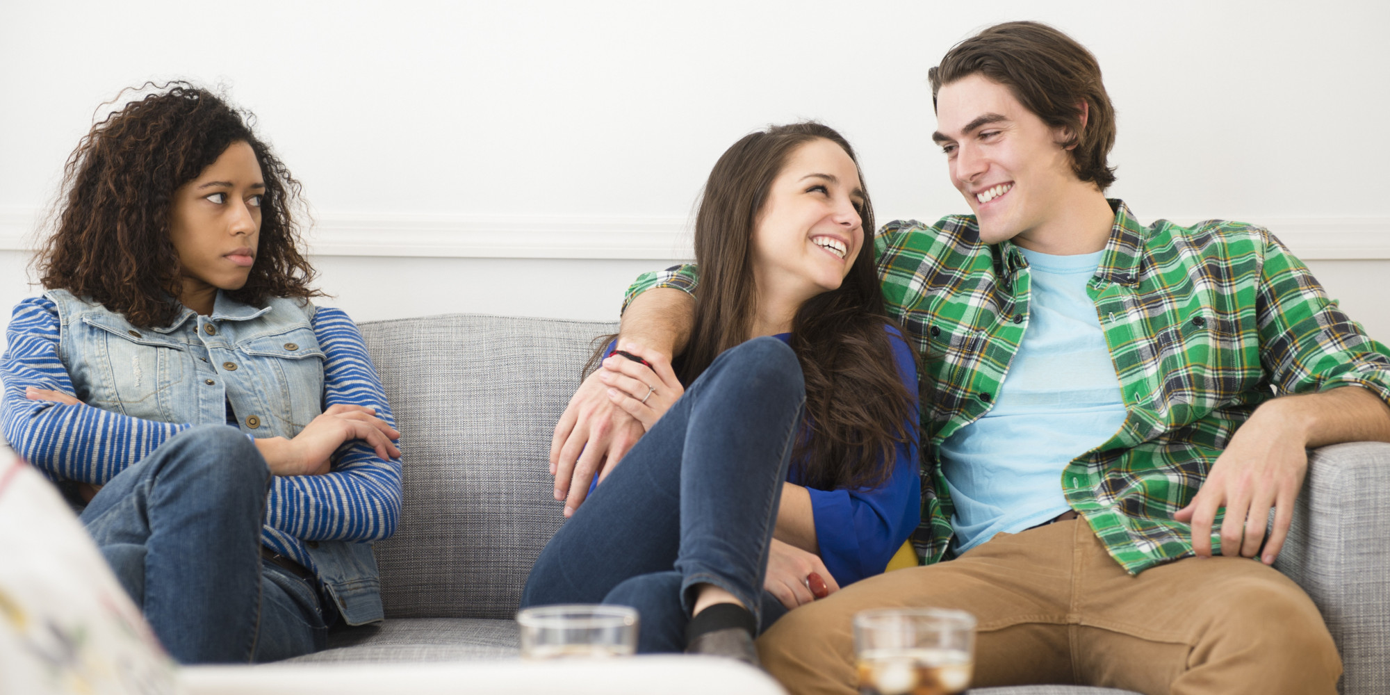 23-signs-you-re-the-permanent-third-wheel-of-your-household-huffpost