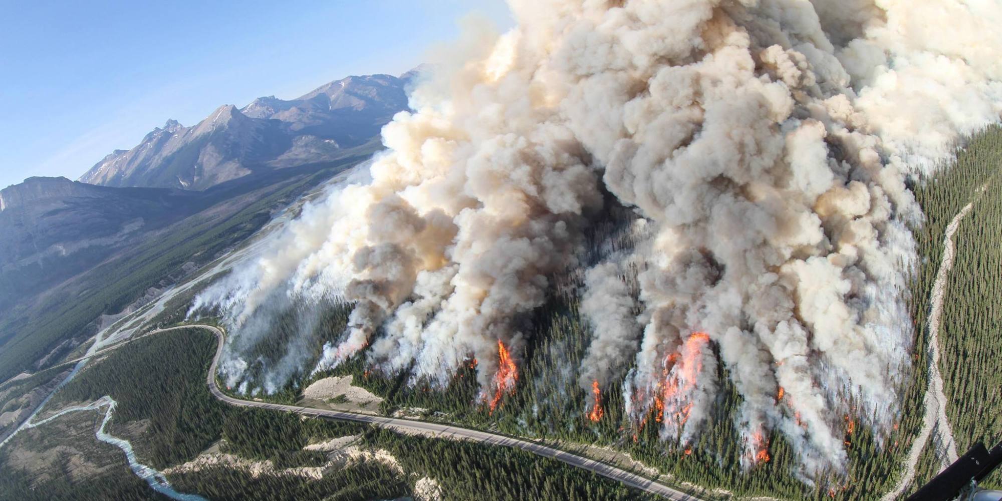 Spreading Creek Wildfire Rips Through Banff National Park (PHOTOS