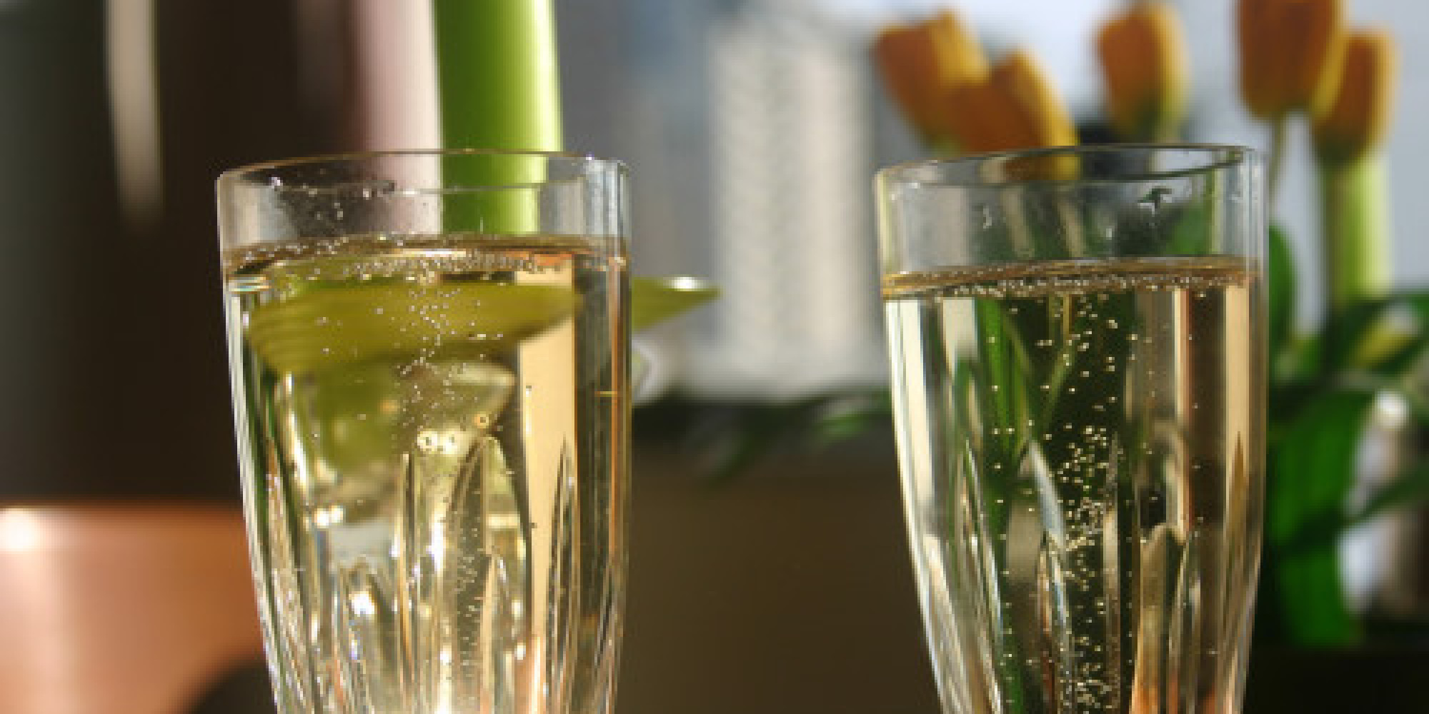 How to Taste Sparkling Wine Like a Pro HuffPost