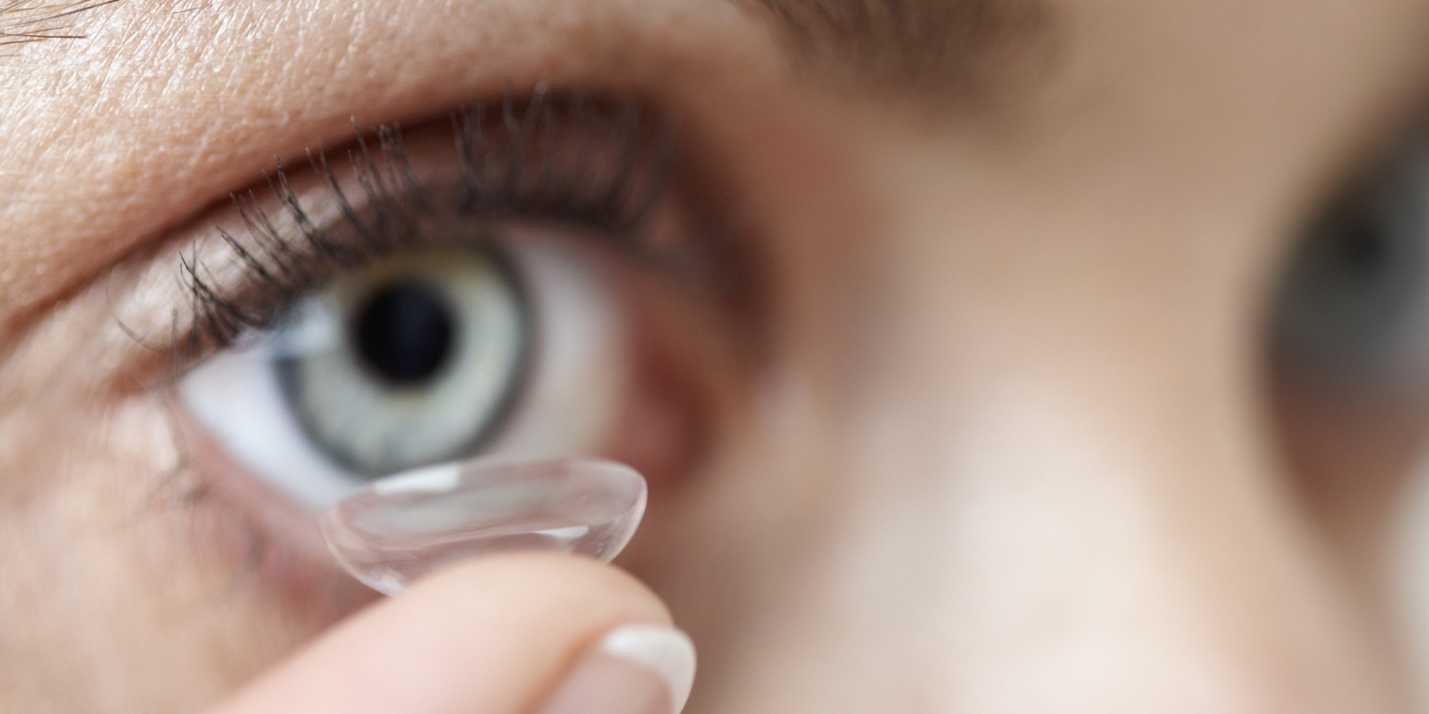 What Happens When You Leave Your Contact Lenses In For Months? This Lady Went Blind