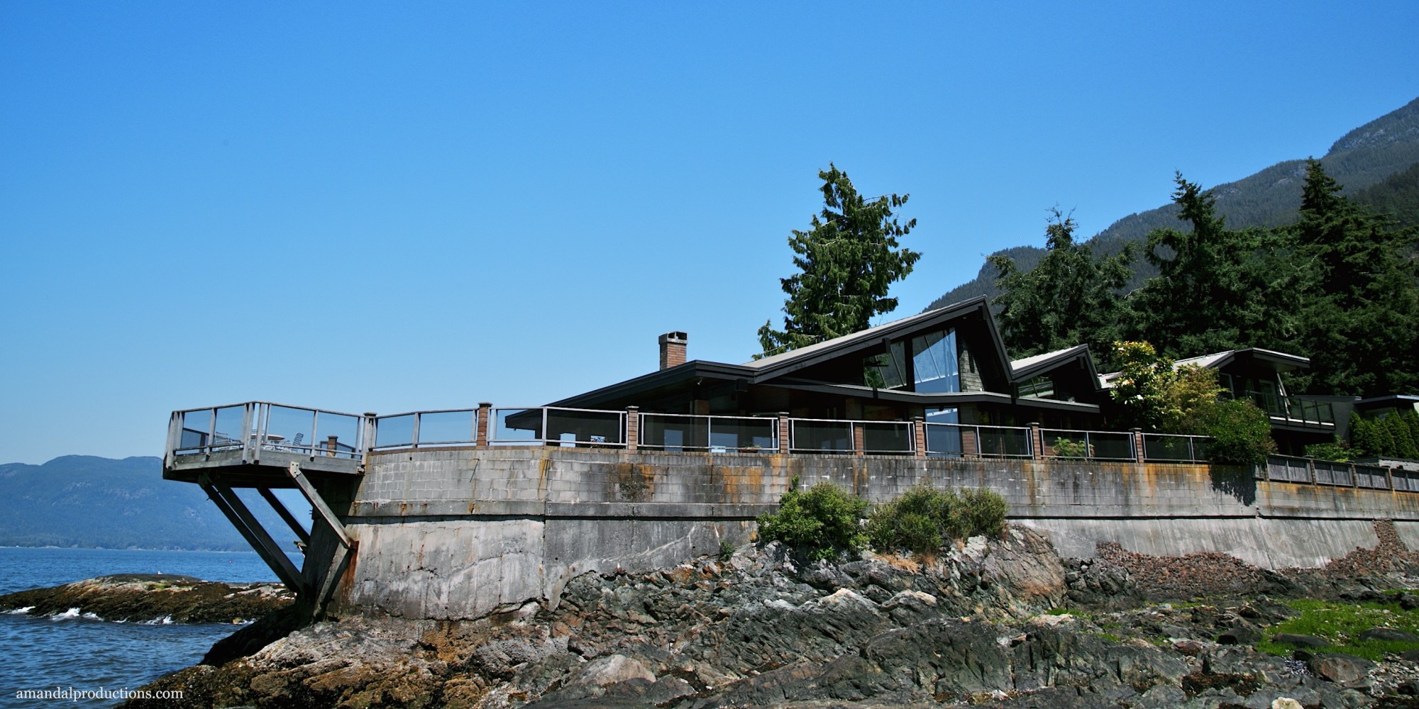 Vancouver Real Estate Movie Set House On Peninsula Is Unbelievable