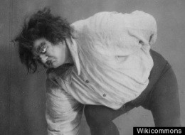 s-HUNCHBACK-OF-NOTRE-DAME-large.jpg