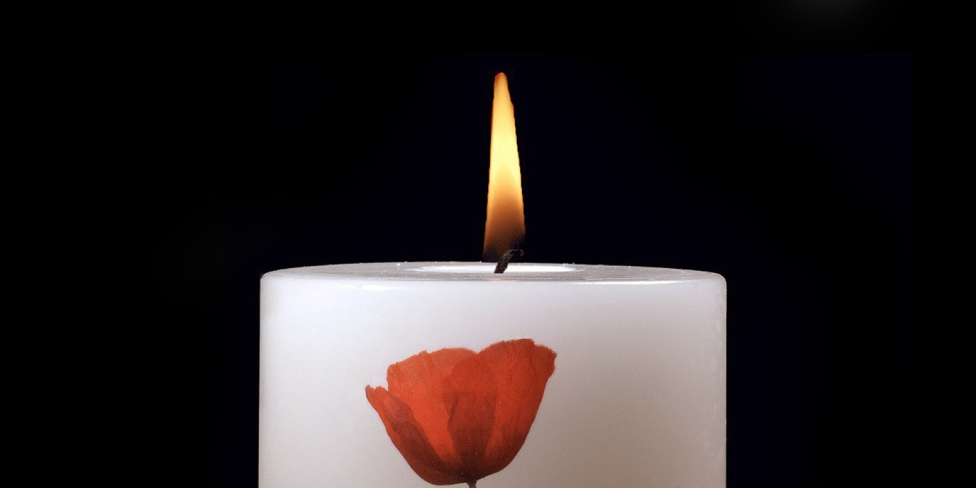 Lights Go Out Across Britain To Mark The Centenary Of The First World