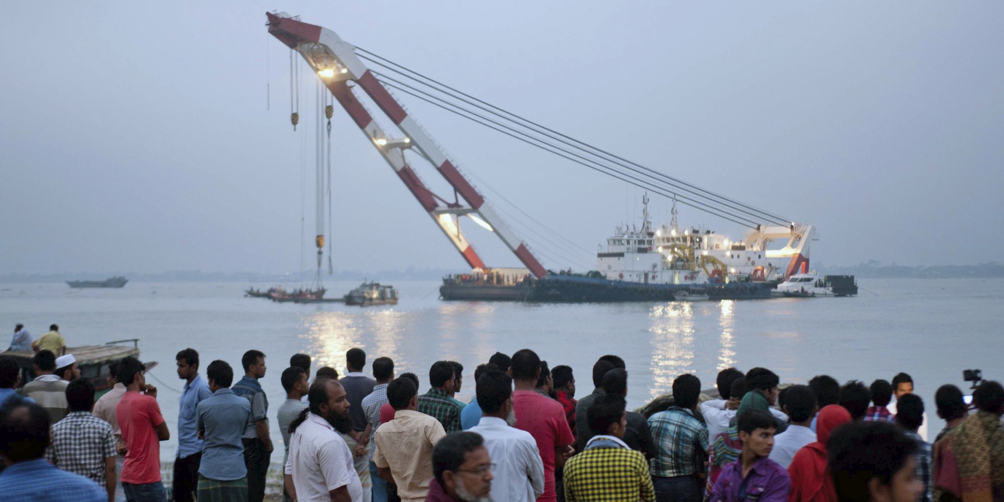 o-BANGLADESH-FERRY-facebook.jpg