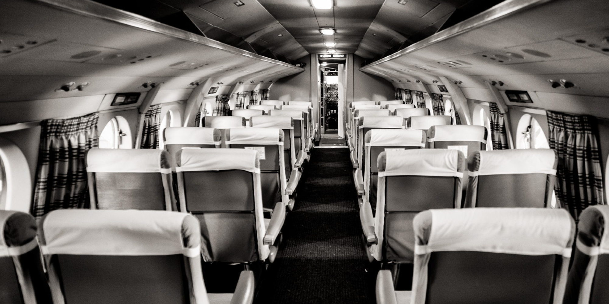 The 9 Best Things About Flying Economy Class Really HuffPost