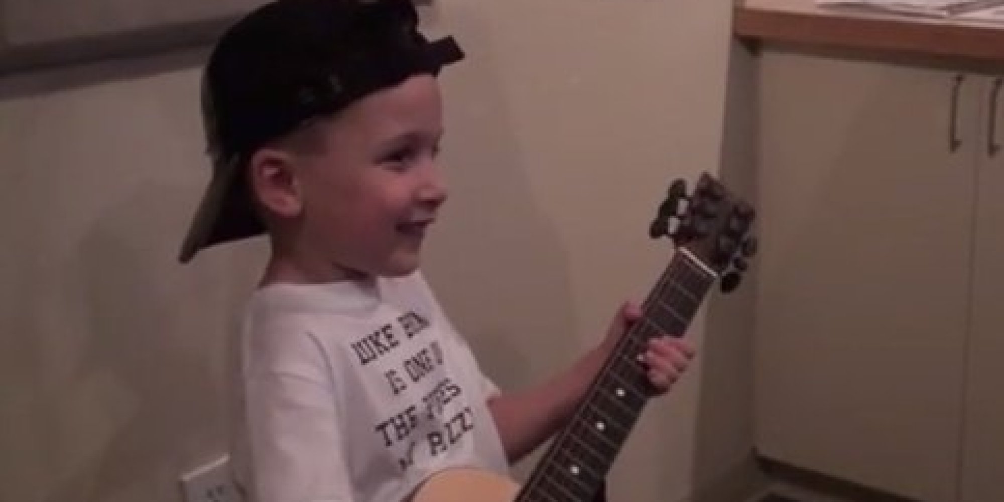 Country Star Luke Bryan Surprises A 4YearOld Fan Who Has Autism