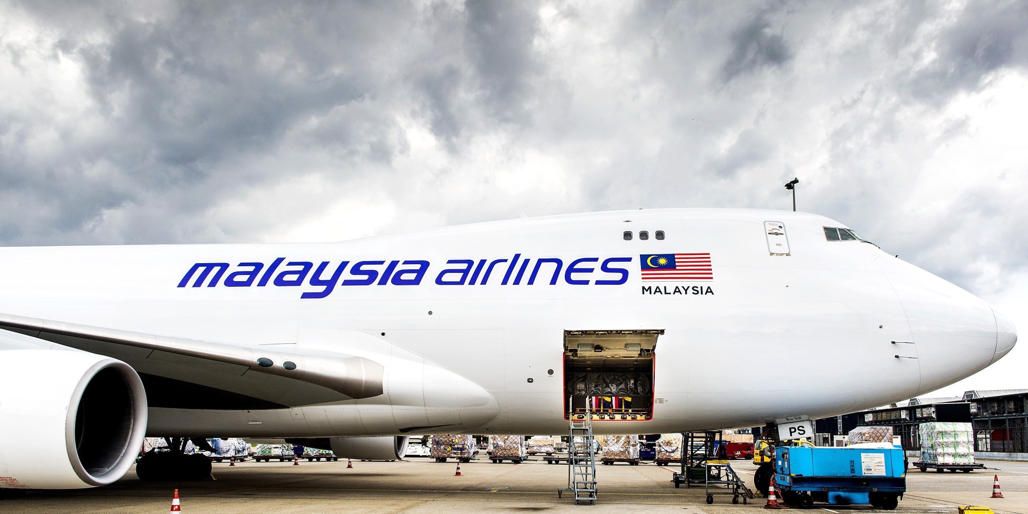 MALAYSIA AIRLINES facebook MALAYSIA AIRLINES facebook