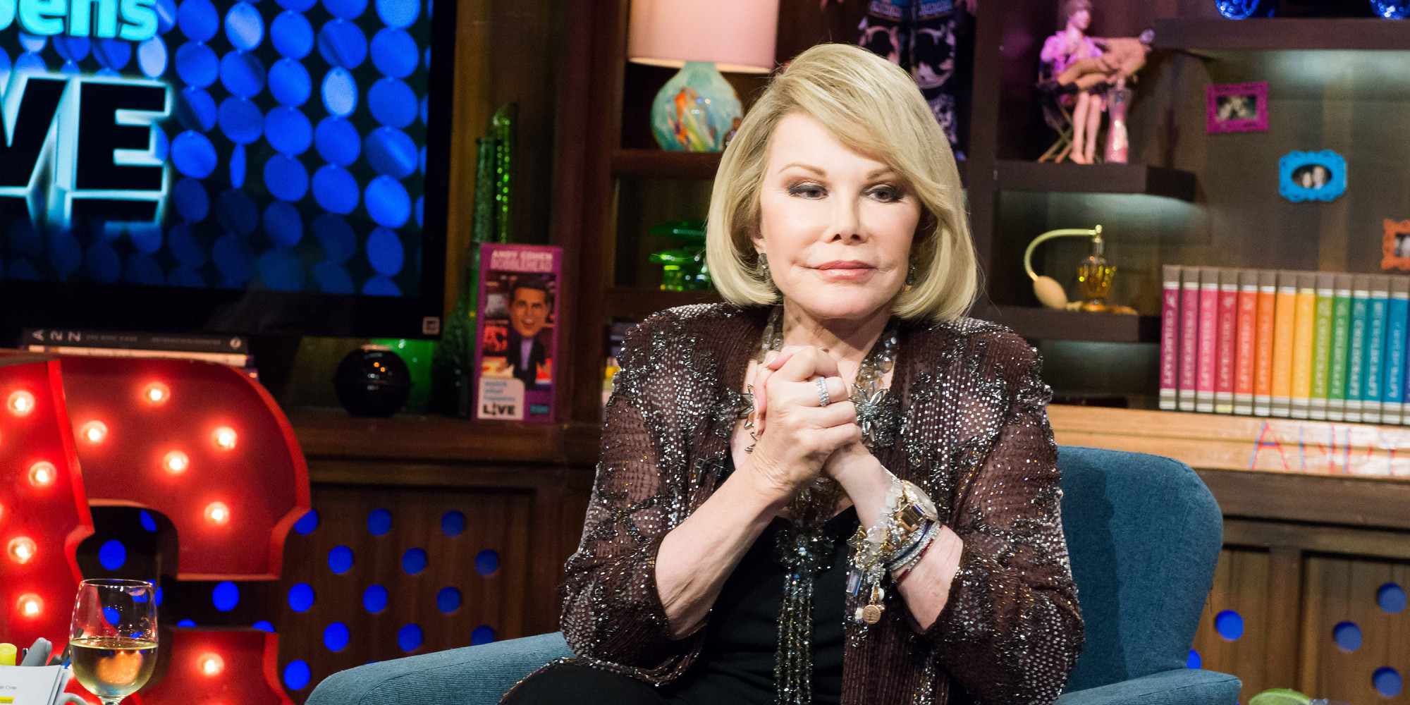Joan Rivers Cause Of Death Comedian Dies At 81 Following Cardiac