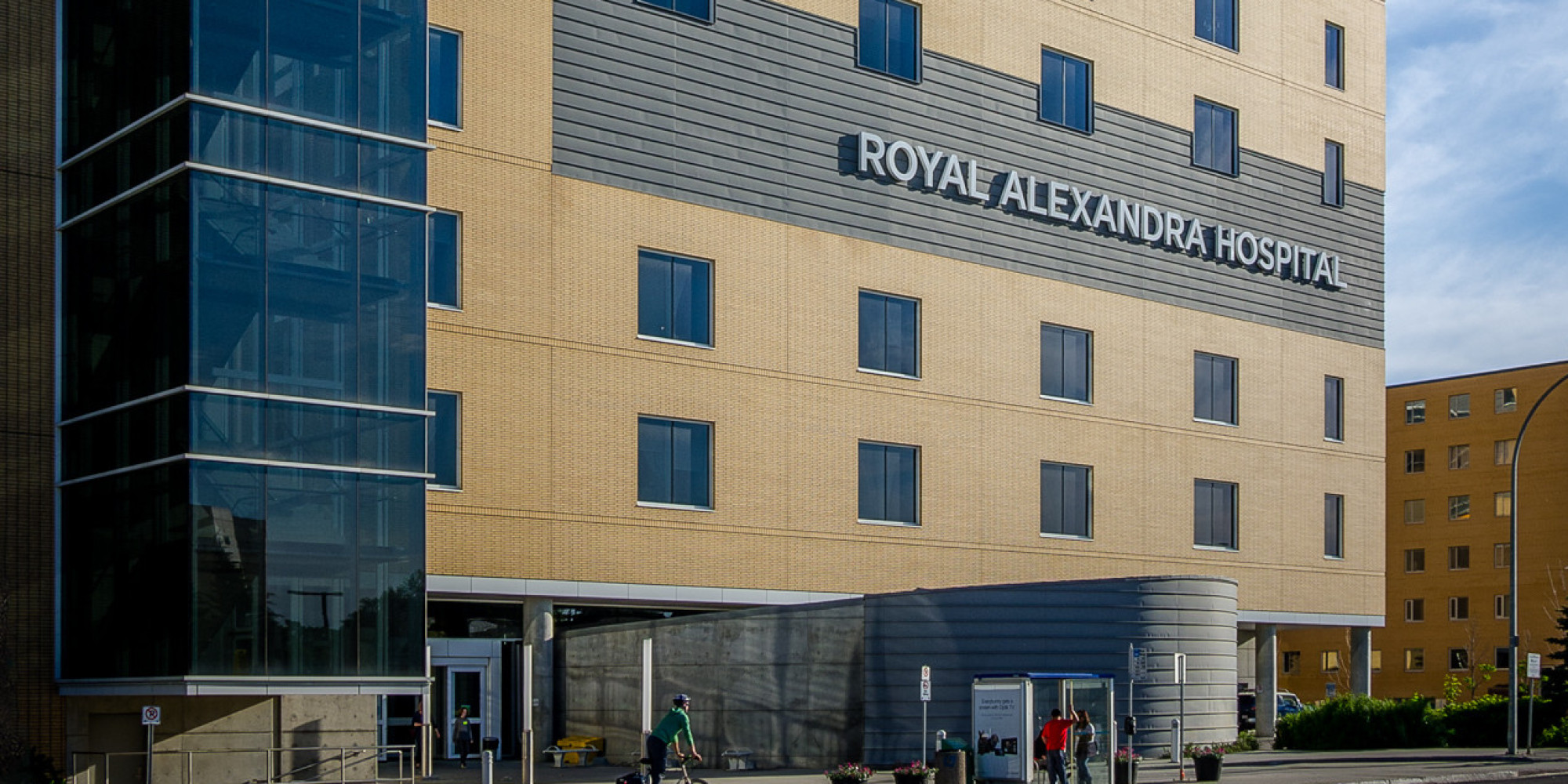 Royal Alexandra Hospital ER Closed Due To Mystery Illness