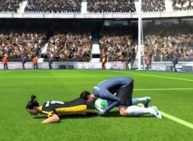 http://i.huffpost.com/gen/2111524/thumbs/a-FIFA-15-BUGS-640x468.jpg