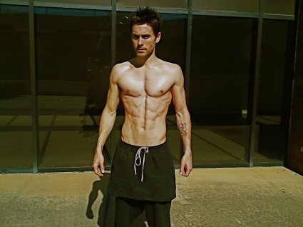 Jared Leto Tweets Ripped Shirtless Pic Of Himself Photo Huffpost