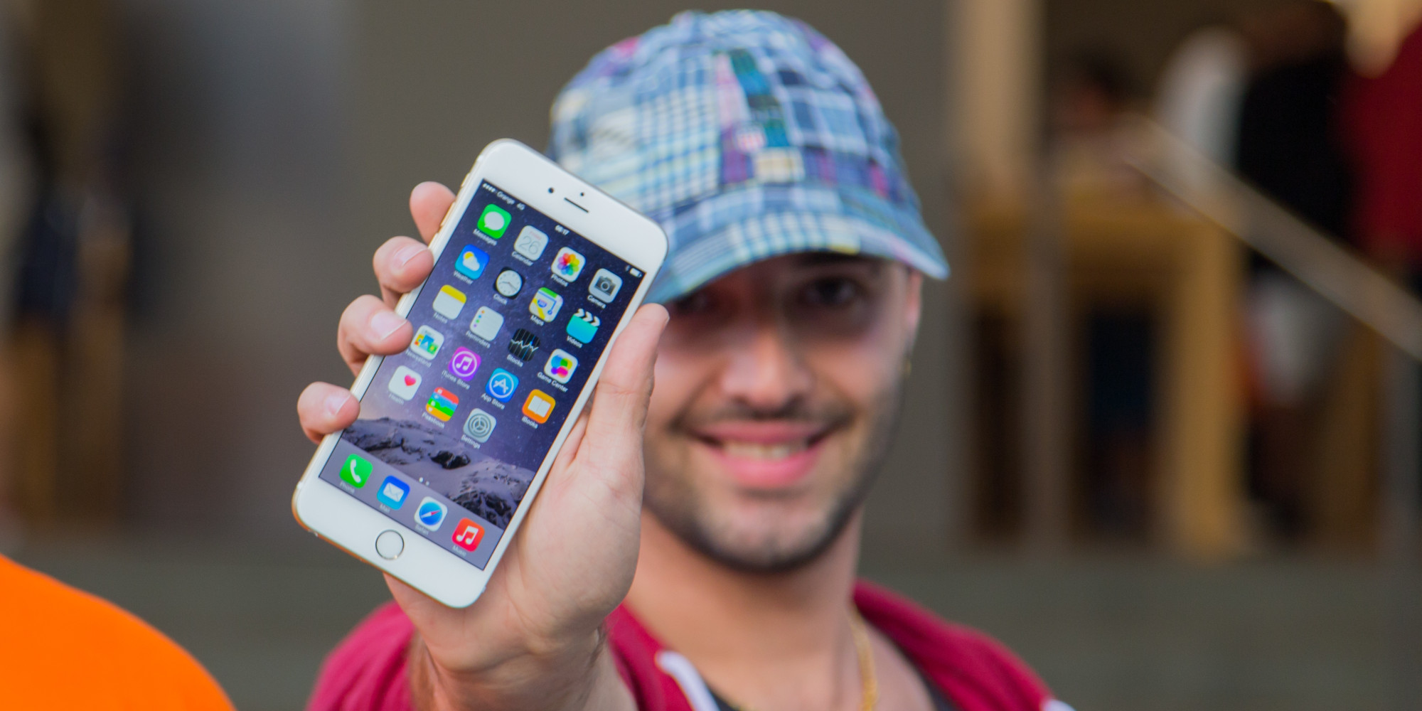 Guys Who Buy The Iphone 6 May Just Want To Hook Up Huffpost