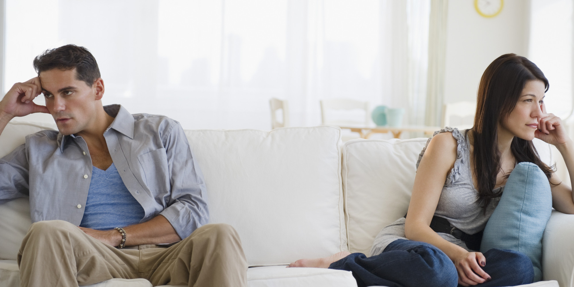 5 Signs Your Relationship Is In Trouble Huffpost