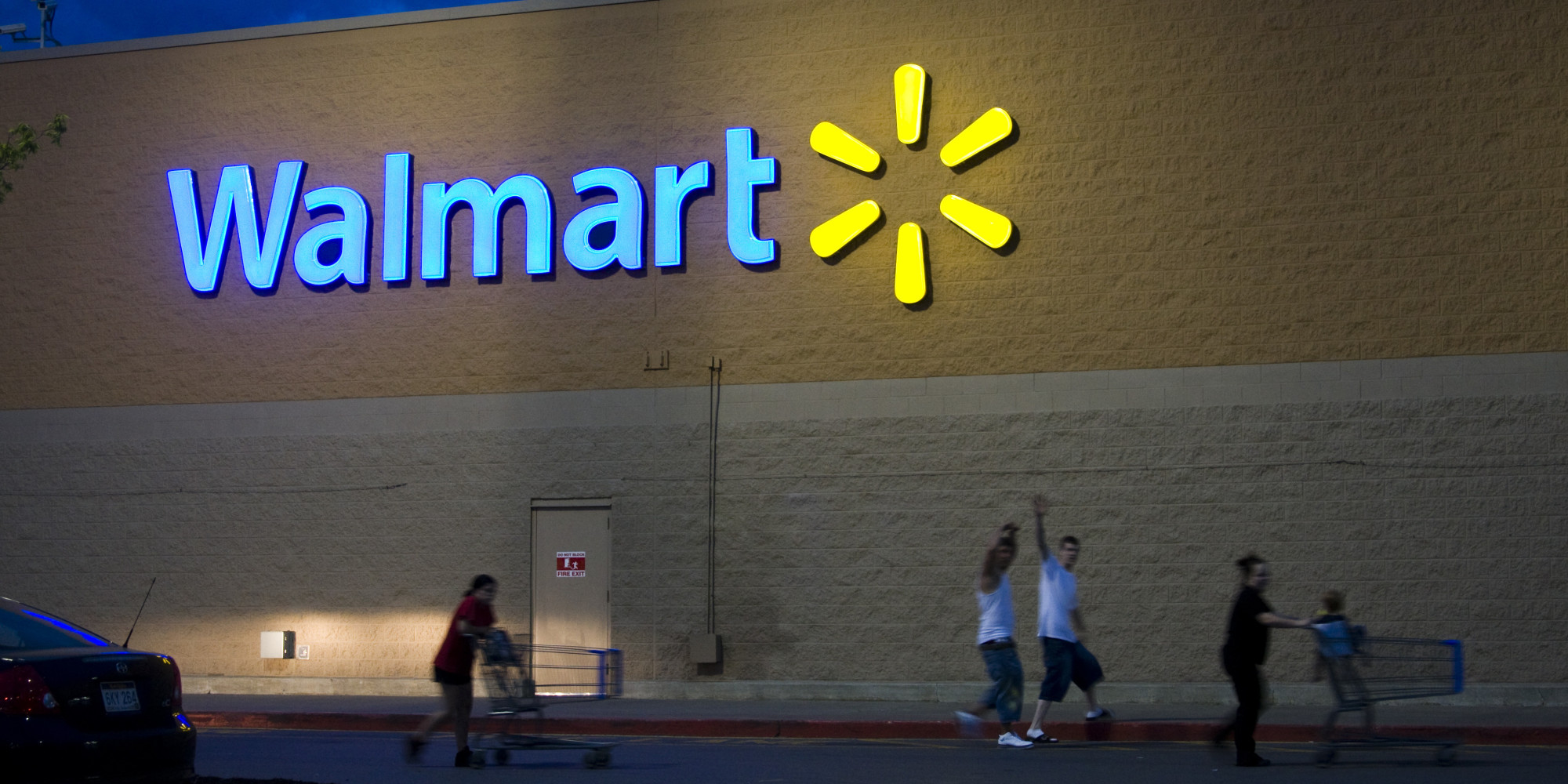 Walmart Needs to Show More Thanks for Its Workers HuffPost