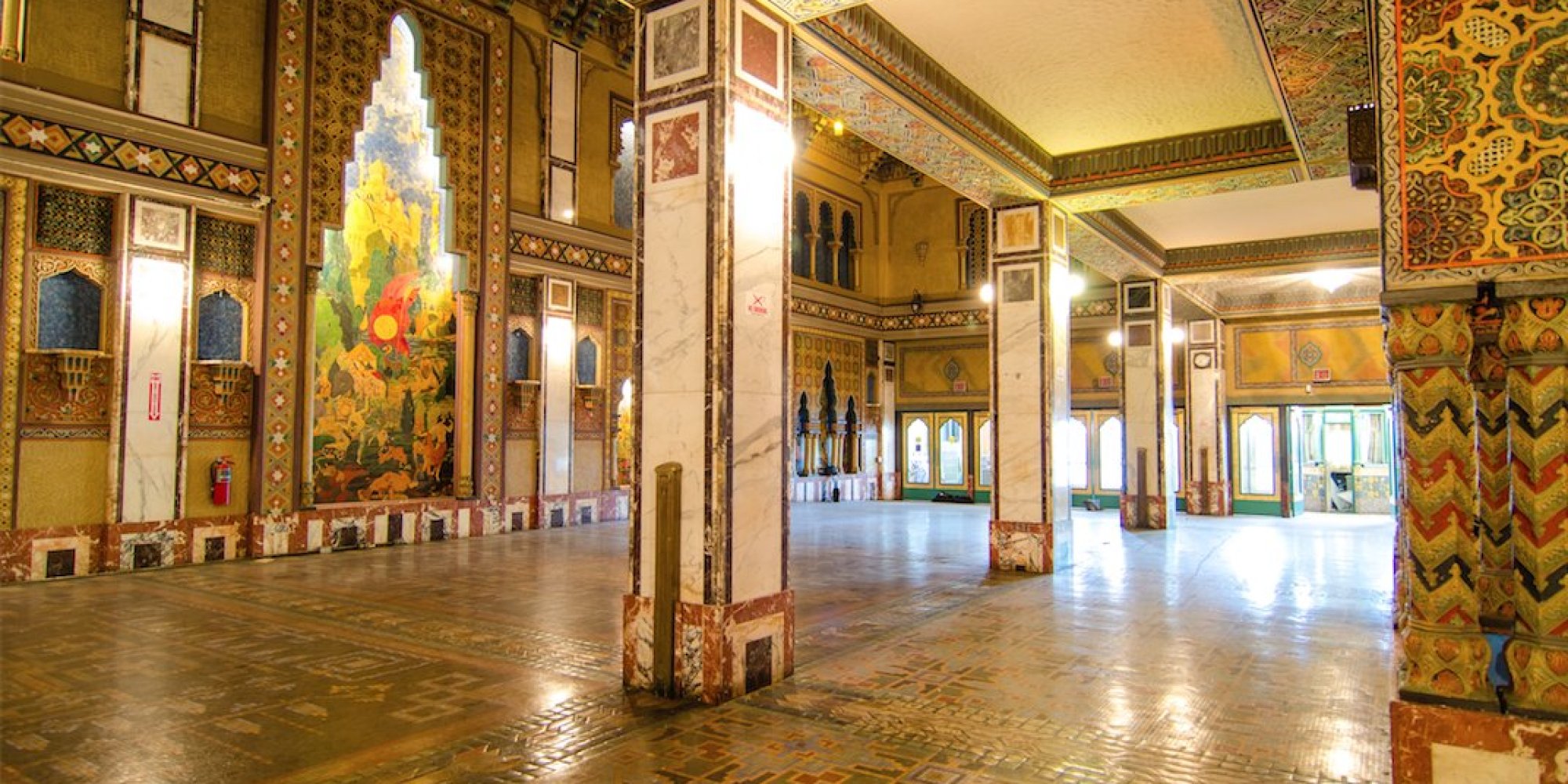 These Chicago Landmarks Are Open To The Public For The First