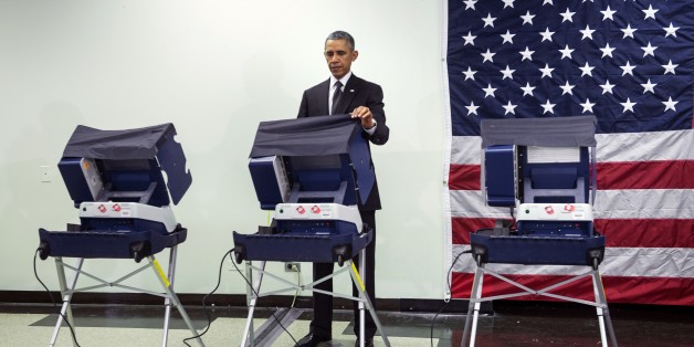 Présidentielle américaine : le président Obama a voté de façon anticipée à Chicago...Photos