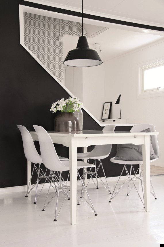 o BLACK AND WHITE DINING ROOM 570