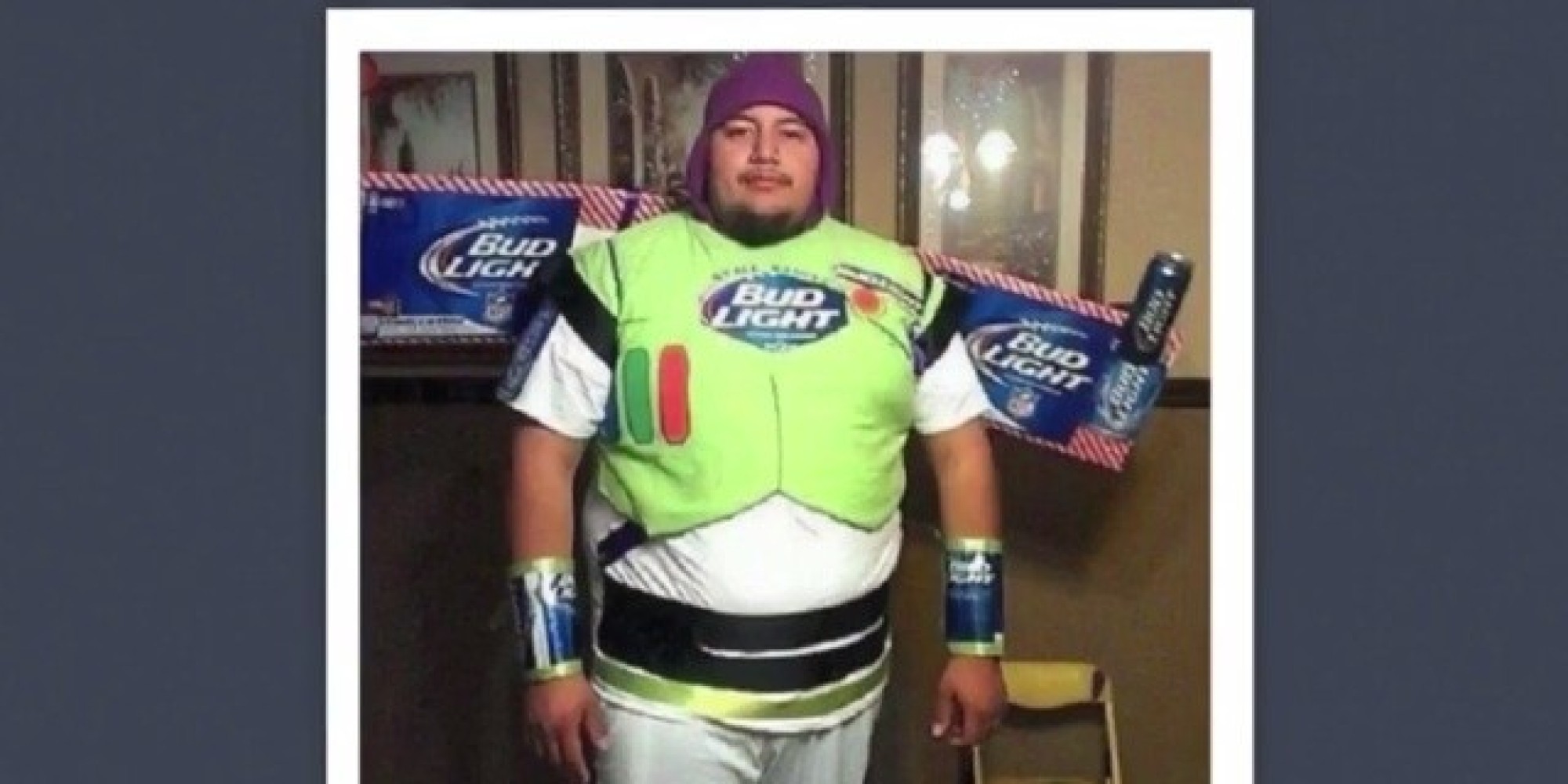 these hilarious costumes prove halloween is nothing without a great pun huffpost - Halloween Puns Costume these hilarious costumes prove halloween is nothing without a great pun huffpost - Halloween Puns Costume