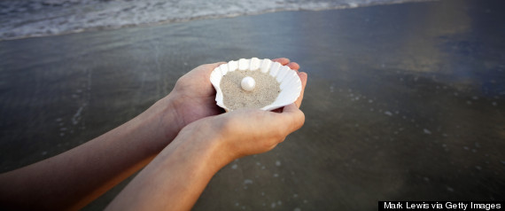 oyster hand