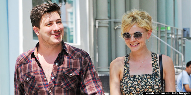 10 Celebrity 'How We Met' Stories That Are Just Too Cute