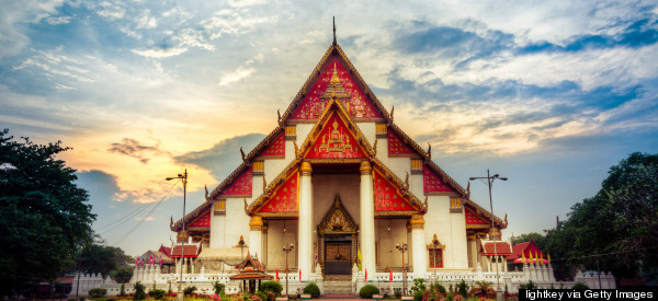 5 Hot Destinations That Are Cheap To Travel To This Winter