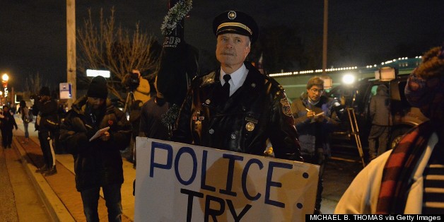 Former Police Officer Explains Why He's Backing Protesters In Ferguson