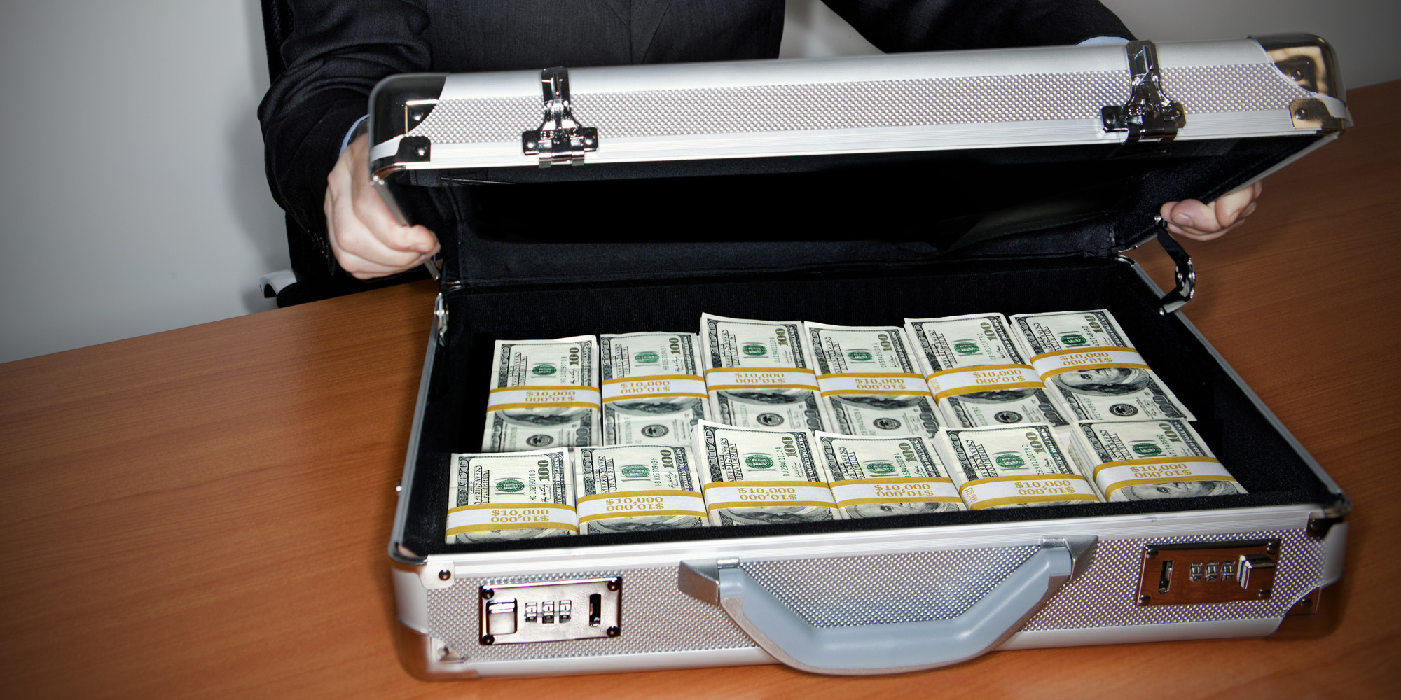 The Boss Often Knows When A Company Bribes A Public Official, Report