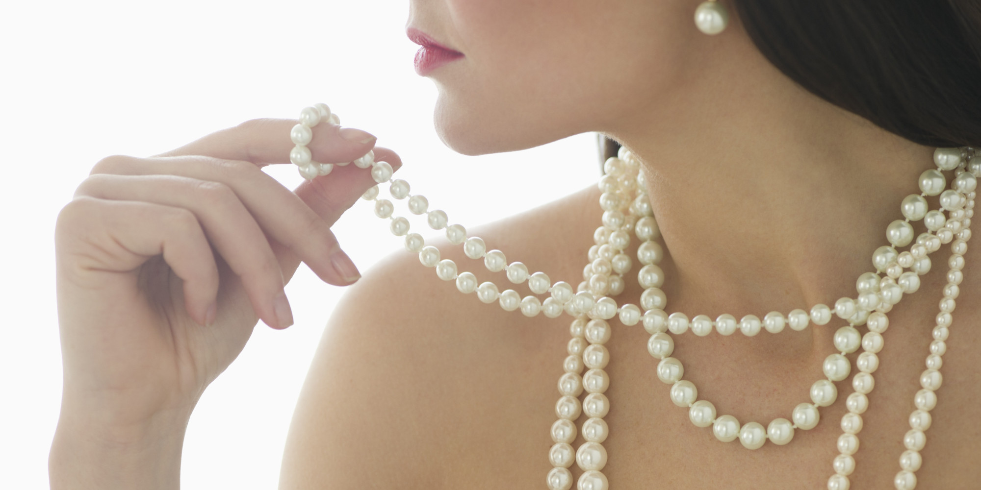 7 Cool And Creative Ways To Wear Pearls Huffpost