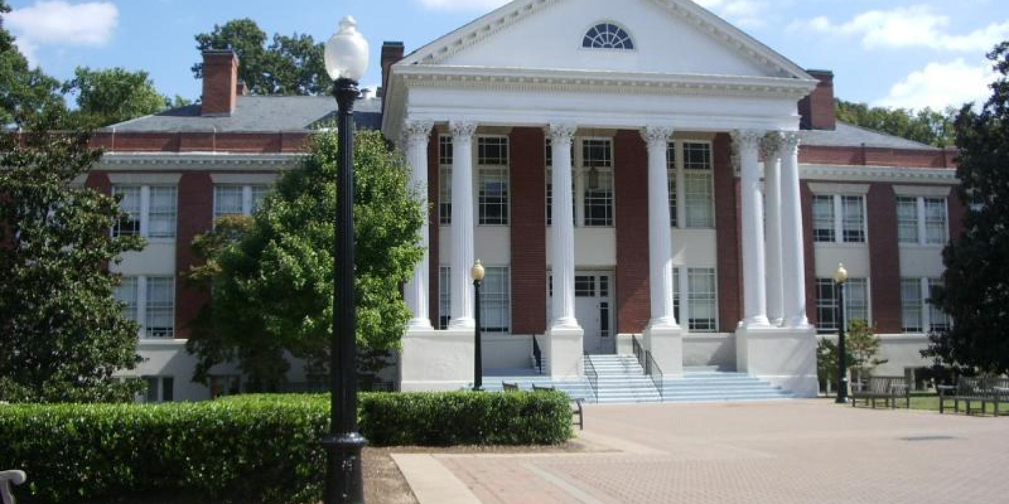 Roanoke college admissions essay