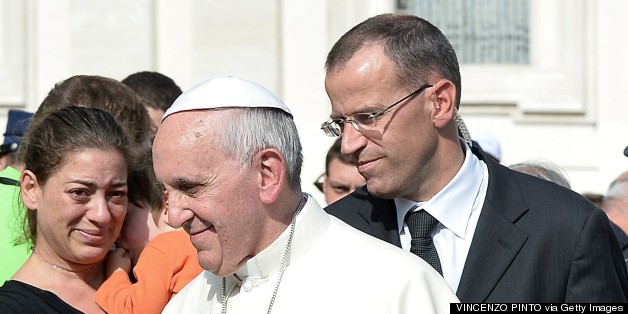 Pope Francis Dismisses Chief Of Swiss Guard