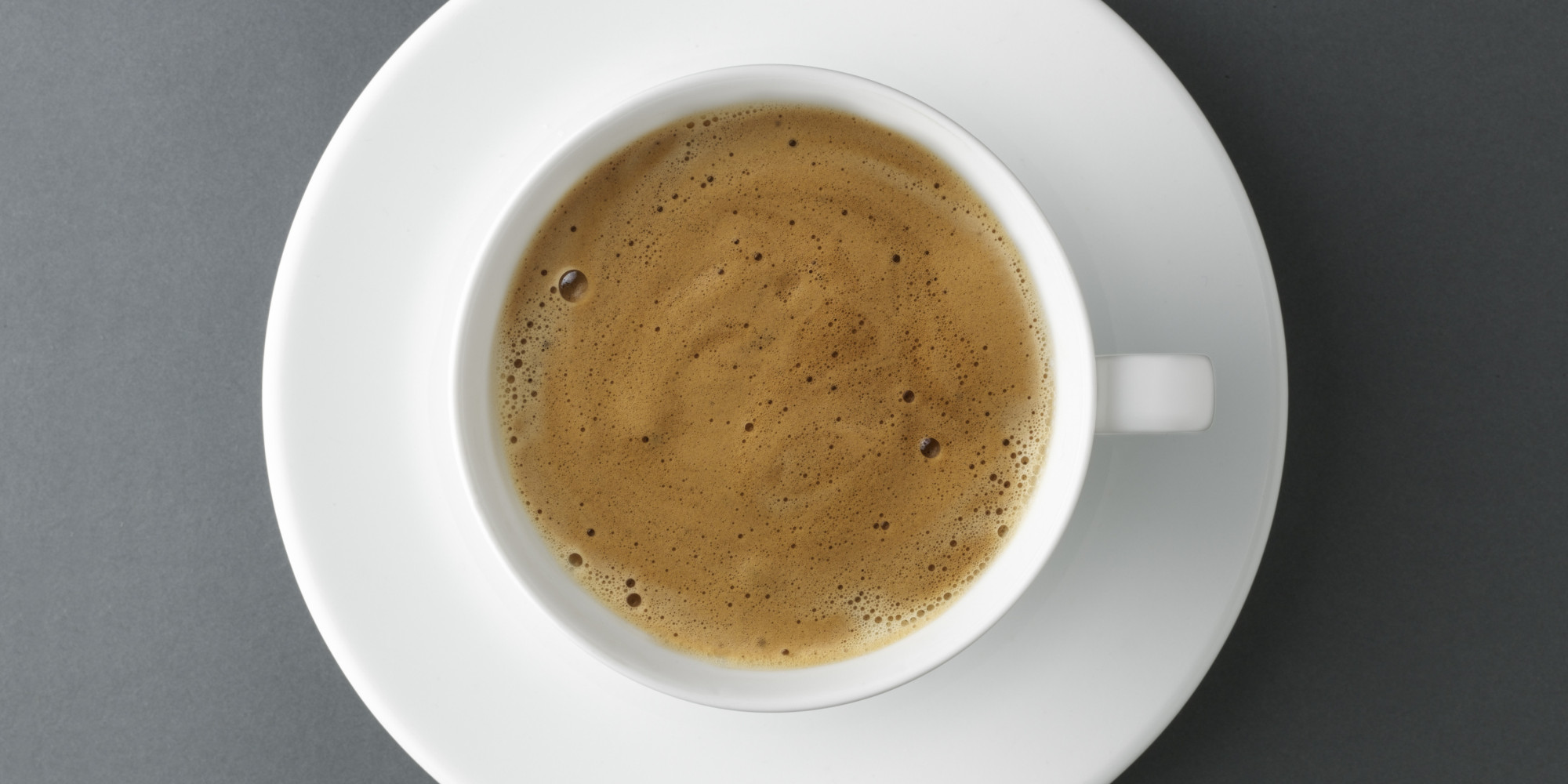 컵 색깔에 따라 커피 맛이 달라진다는 연구 결과가 나왔다