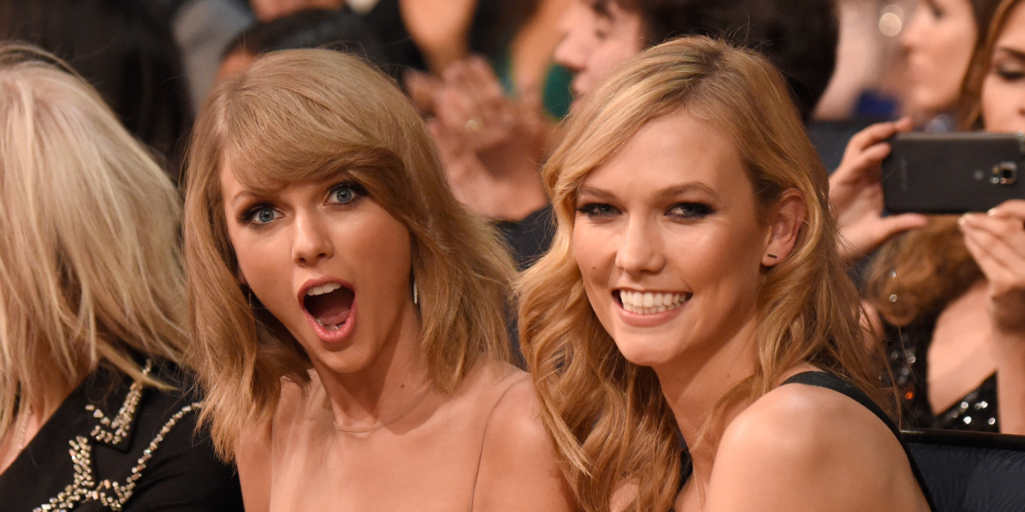 Taylor Swift And Karlie Kloss Were Not Kissing At Concert Rep Says